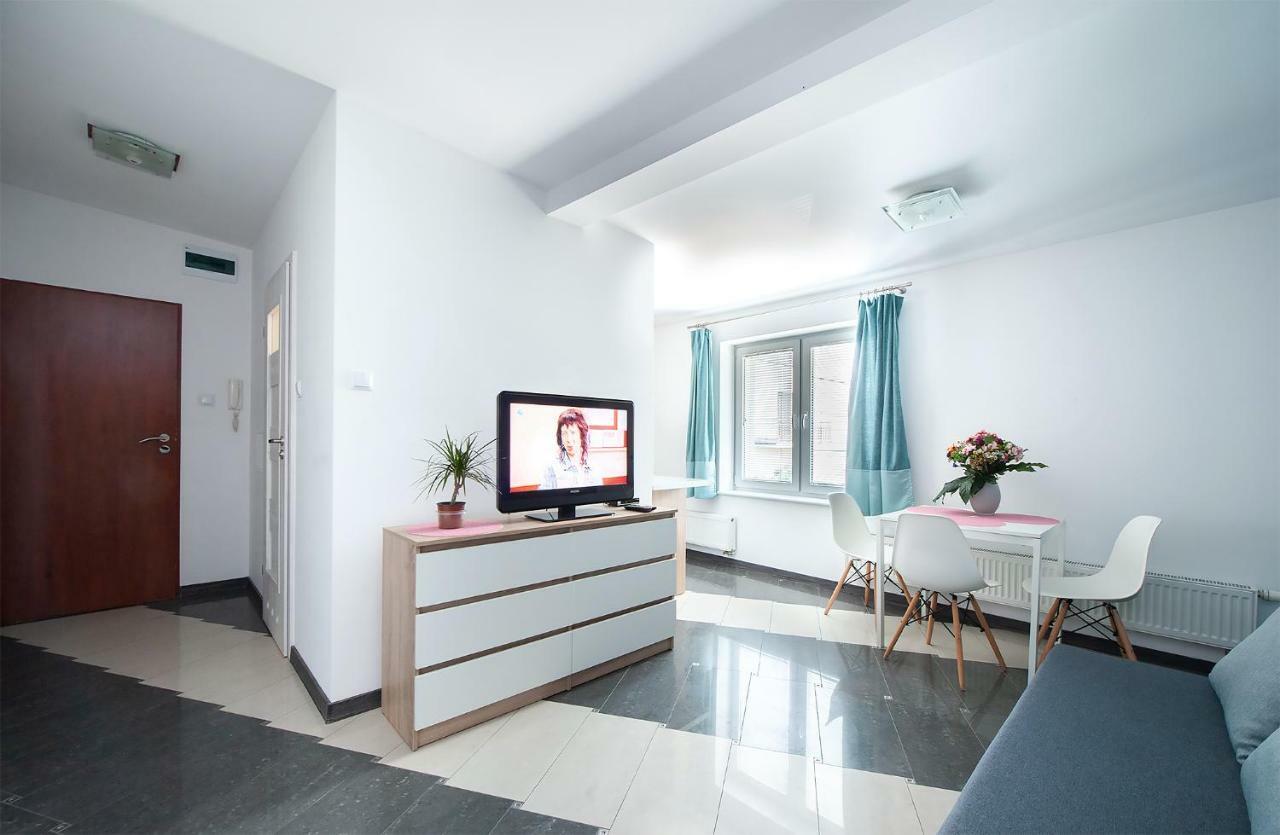 Port-lodz By Pinpoint Apartment